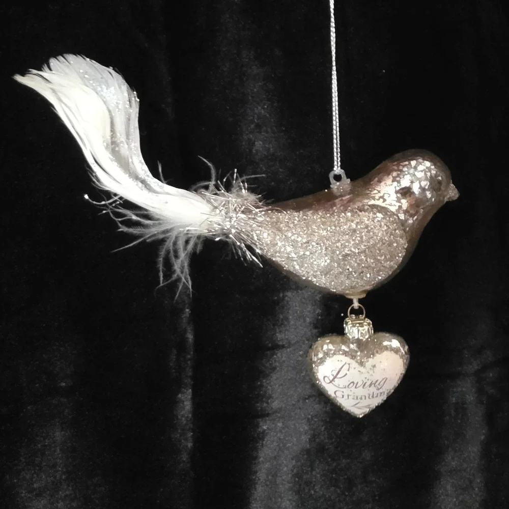 Demdaco Blown Glass Bird Ornament Loving Grandma Dangle Heart Mercantile in Box